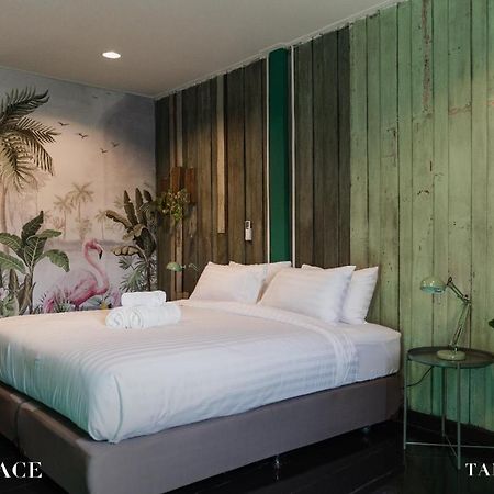 Tang House Hostel Банкок Екстериор снимка